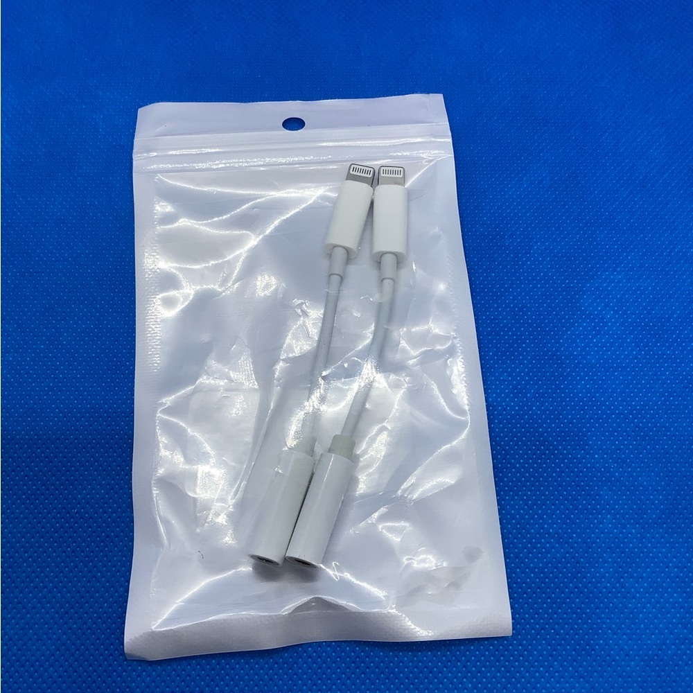 Lightning to Headphone Adapter Set of 2
